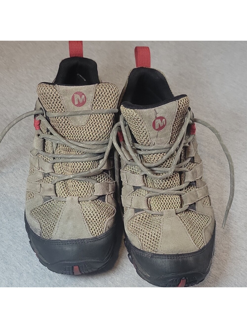 Merrell Waterproof Hiking Shoes Beige/Black/Red M 7.5 MPN J033031 Pre-Owned